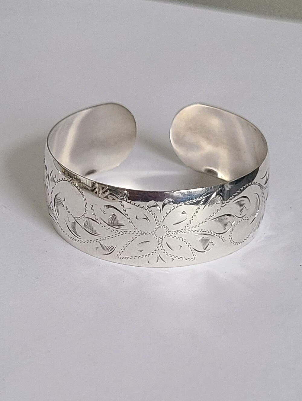 Vintage Chunky Sterling Silver Engraved Floral Filigree Wide Open Cuff Bracelet